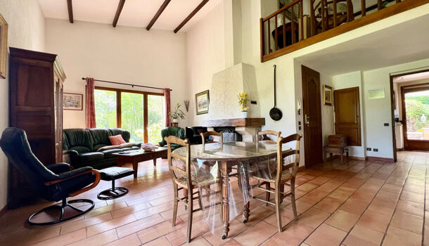 Villa / Maison 6 pièces  à vendre Roquevaire 13360