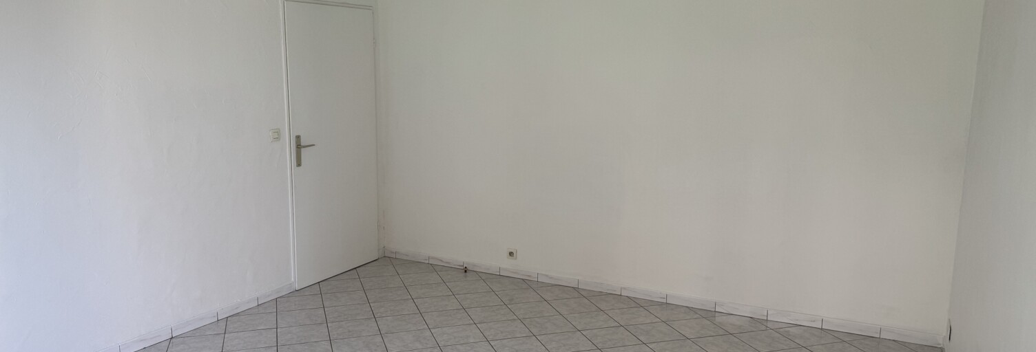 Appartement 1 Pièce 32 m² à louer à Pontault-Combault (77340)