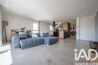 Appartement 5 pièces 435000 €