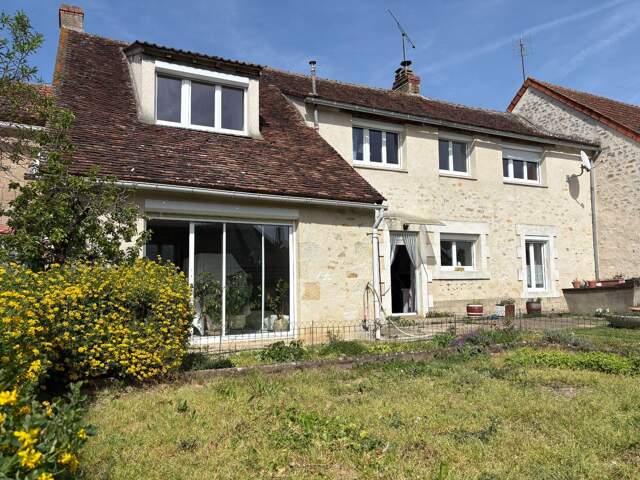 Maison 5 pièces 150 m² à Lignac — photo du bien