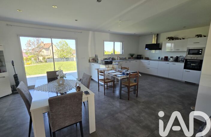 Vente Maison/villa 5 pièces — photo 4