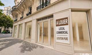 Commerce  335 m² à louer à Paris 16 (75016)