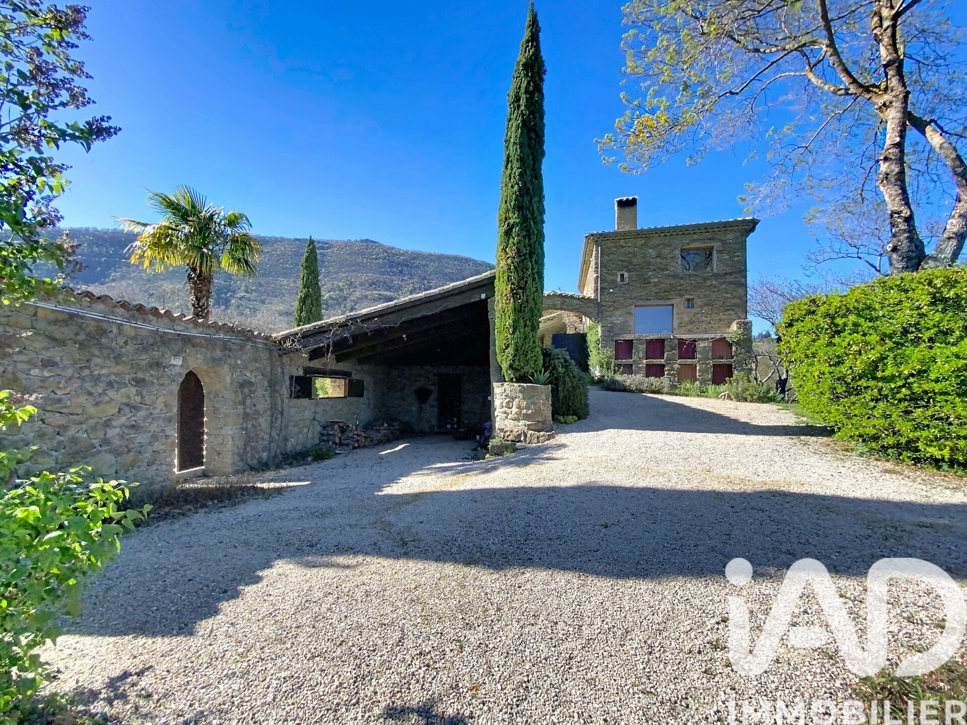 Vente Domaine 9 pièces - Photo 2