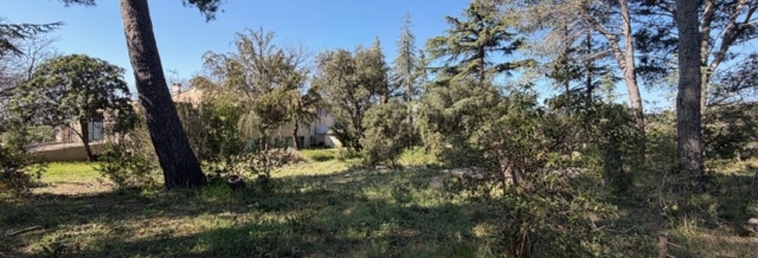 Terrain  1457 m² à vendre à Lambesc (13410)