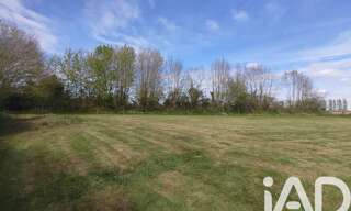 Terrain  1034 m² à vendre à Flancourt-Crescy-en-Roumois (27310)