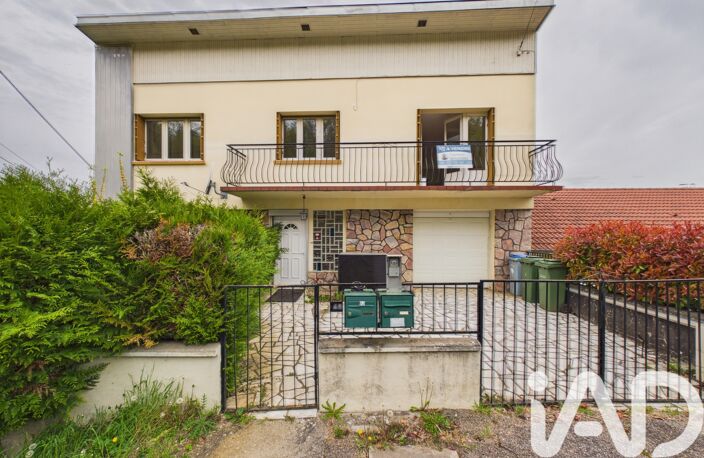 Vente Maison/villa 10 pièces — photo 2