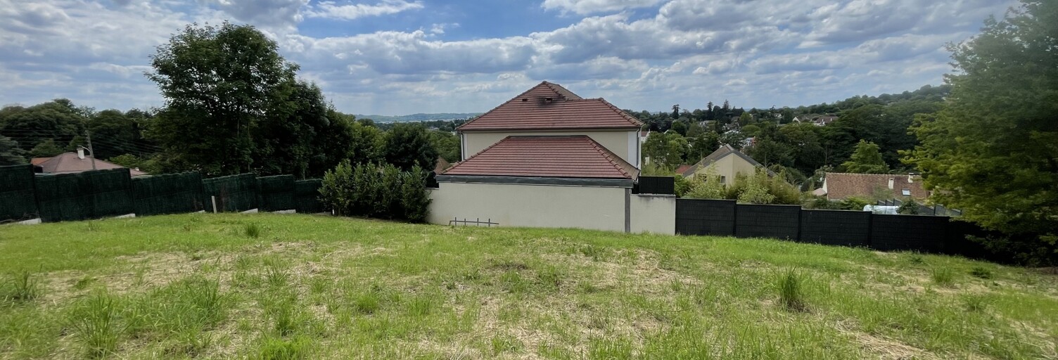 Terrain  869 m² à vendre à Montlignon (95680)