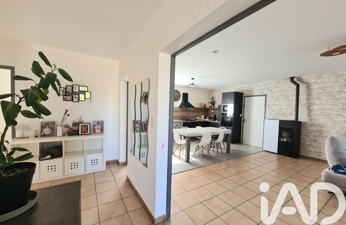Vente Maison/villa 4 pièces — photo 3