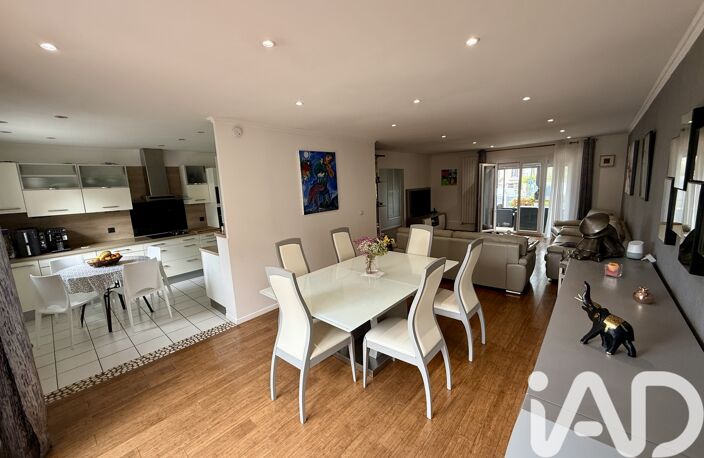 Vente Maison/villa 8 pièces — photo 3