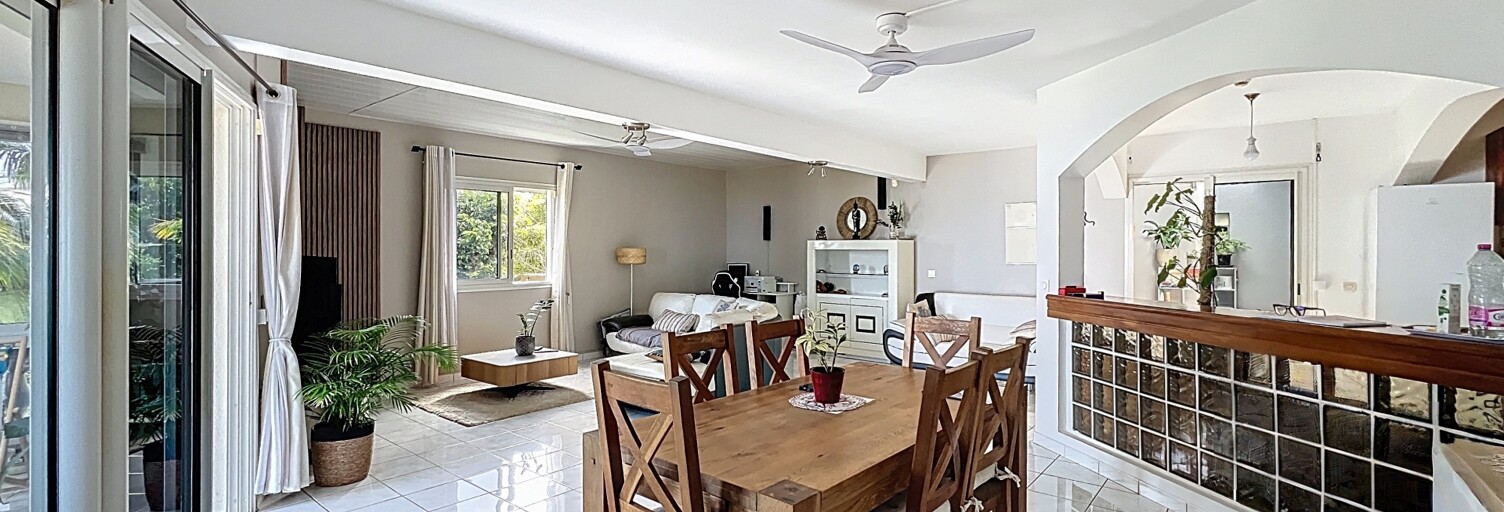 Maison 5 Pièces 240 m² à vendre à Saint-Pierre (97410)
