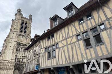 Appartement 4 pièces 158000 €