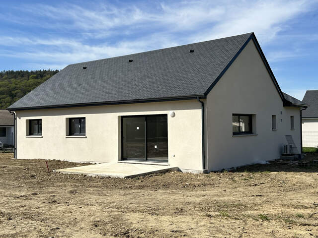 Maison neuve de plain-pied   100 m2   Terrain 944 m2 — photo du bien