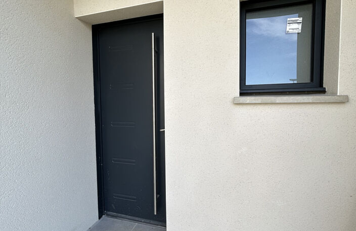 Maison neuve de plain-pied   100 m2   Terrain 944 m2 — photo 3