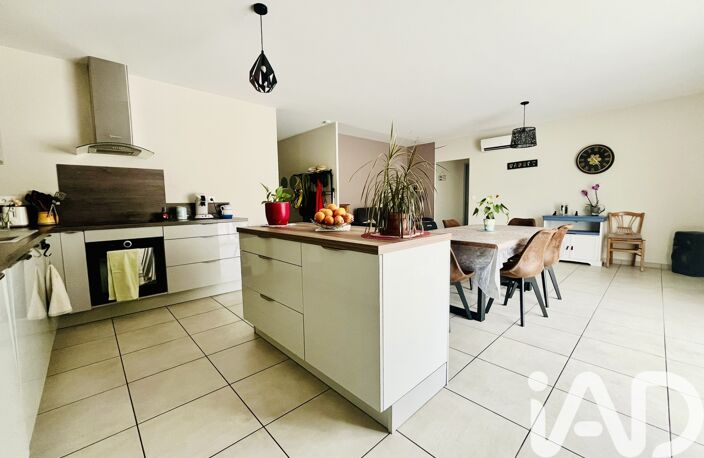 Vente Maison/villa 4 pièces — photo 2