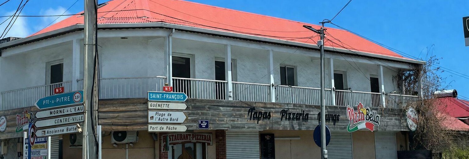 Immeuble  222 m² à vendre à Le Moule (97160)