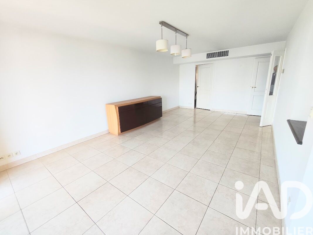 Vente Appartement 4 pièces - Photo 2