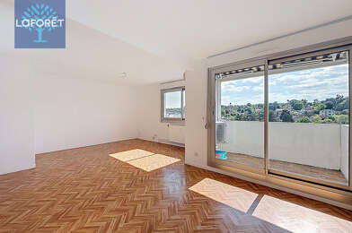 Appartement 4 pièces 275000 €