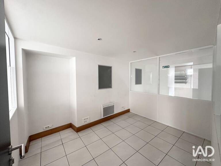 Vente Murs commerciaux 234 m&sup2; — photo 1