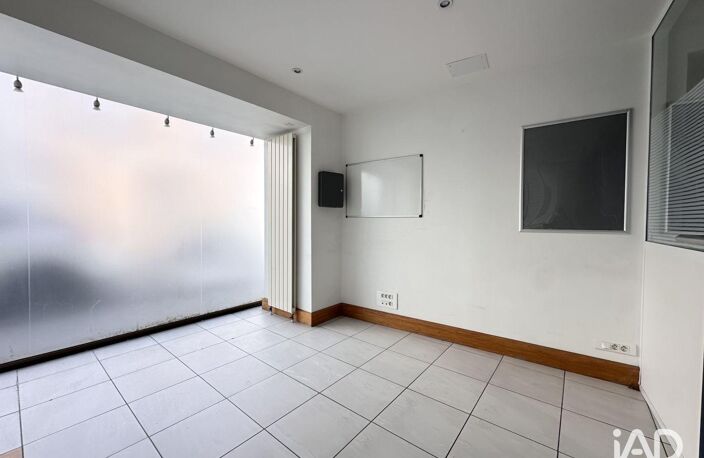 Vente Murs commerciaux 234 m&sup2; — photo 2