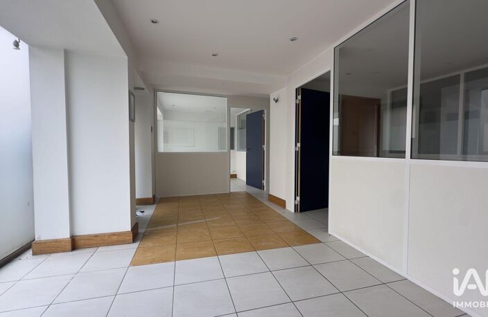 Vente Murs commerciaux 234 m&sup2; — photo 4