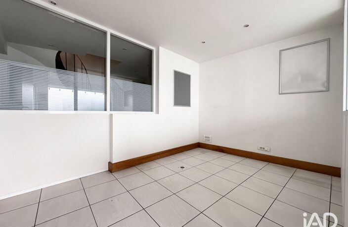 Vente Murs commerciaux 234 m&sup2; — photo 5