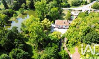 Maison 11 Pièces 298 m² à vendre à Lussac-les-Châteaux (86320)