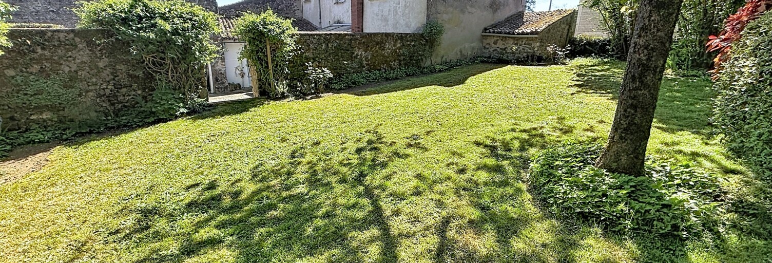 Maison 6 Pièces 189 m² à vendre à Châtillon-sur-Thouet (79200)