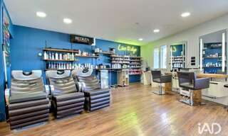 Commerce  65 m² à vendre à Cabriès (13480)