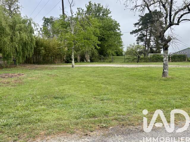 Vente Terrain à bâtir 1 000 m&sup2; — photo du bien