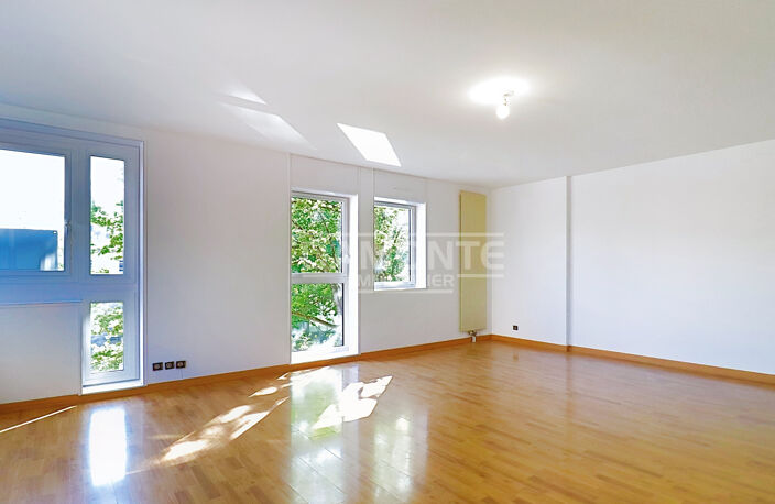 COUP DE COEUR   TRIPLEX FAMILIAL AVEC VUE EXCEPTIONNELLE & PA — photo 2