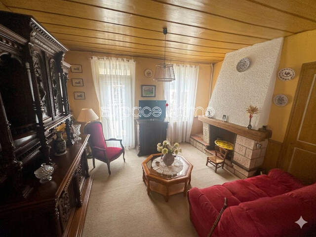 Maison mitoyenne d'un côté - Montville centre - 3 pièces - 63.69 m2 — photo du bien