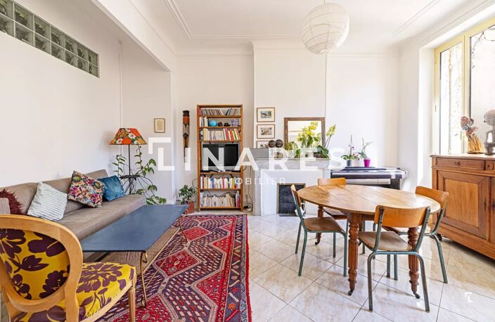 LONGCHAMP - Appartement T3 de 70m2 - 13001 — photo 5