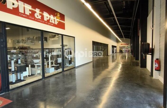LOCAL COMMERCIAL A VENDRE — photo 5