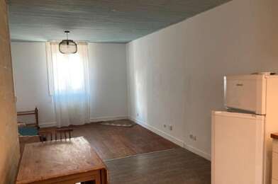 Appartement 2 pièces 890 €