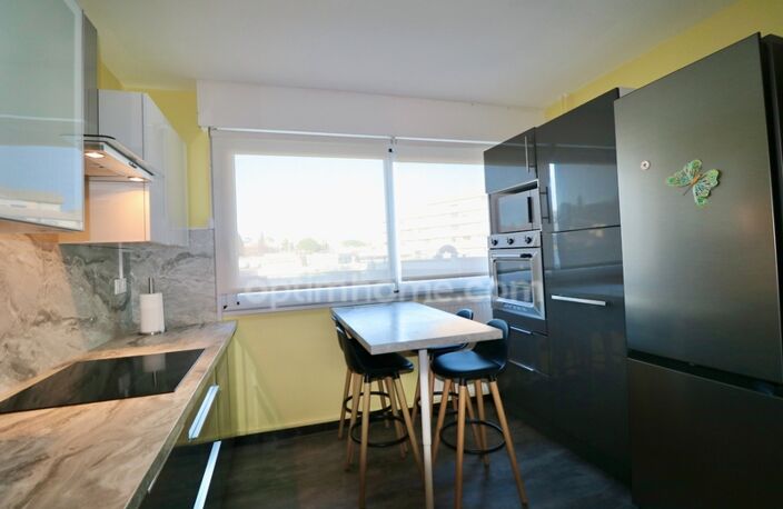 Appartement 4p - Cave - Parking - Piscine - Tennis - Parc - L5 Tram — photo 5