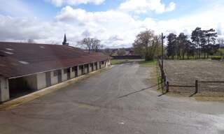 Commerce 9 Pièces 100 m² à vendre à Erquery (60600)