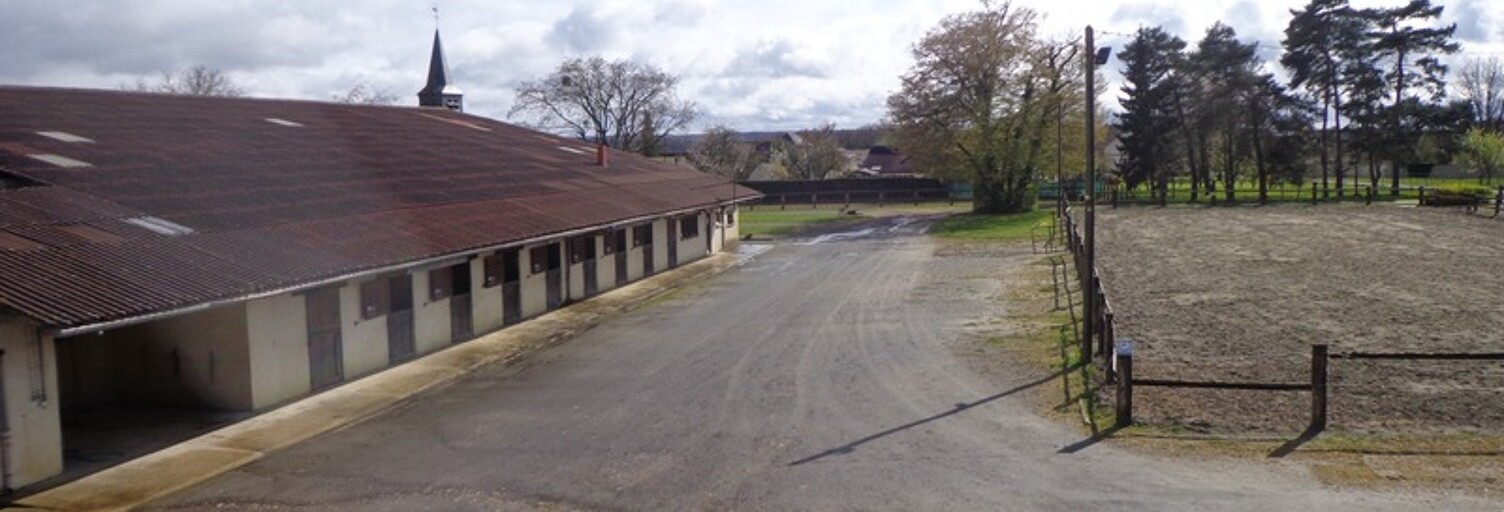 Commerce 9 Pièces 100 m² à vendre à Erquery (60600)