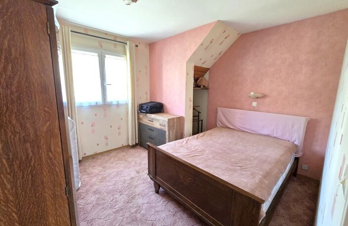 HIRSON (02) - 🏡 Vente maison avec 3 chambres 🛏️🛏️🛏️, garage 🚗 et jardin ☘️ — photo 5