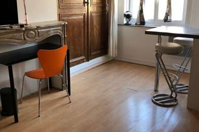 Appartement 1 pièces 450 €