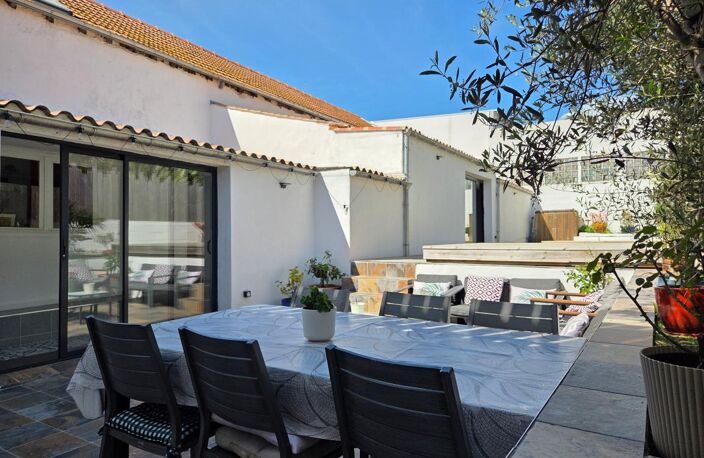 Coup de cœur - Maison 180 m² - 8 pièces - La Pallice — photo 3