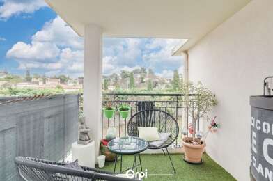 Appartement 1 pièces 869 €