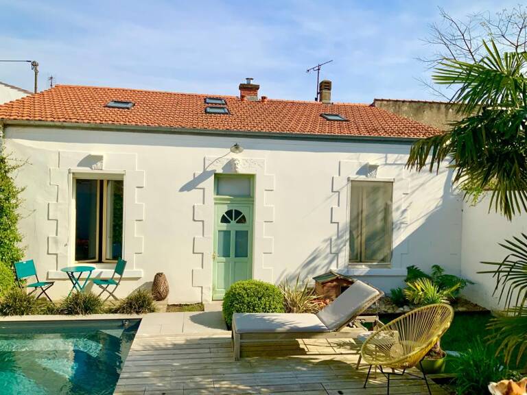 Maison À Vendre — photo 1