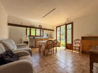 PIERREFEU-DU-VAR - GRANDE MAISON A RENOVER AVEC BEAUCOUP DE POTENTIEL — photo 2
