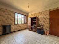 PIERREFEU-DU-VAR - GRANDE MAISON A RENOVER AVEC BEAUCOUP DE POTENTIEL — photo 4