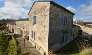 Maison 14 Pièces 385 m² à vendre à La Roquille (33220)