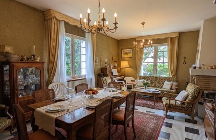 Maison de caractère à vendre, 5 pièces, 130m2, à MERIGNAC Centre (33) — photo 2
