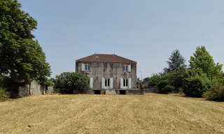 Maison 9 Pièces 223 m² à vendre à Saint-Genis-de-Saintonge (17240)