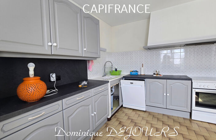 A PRANLES, à 15mn de PRIVAS – Maison de 117 m² sur terrain de 8400 m² – Sous-sol complet - Environnement calme et naturel et sans vis-à-vis – Piscine — photo 5