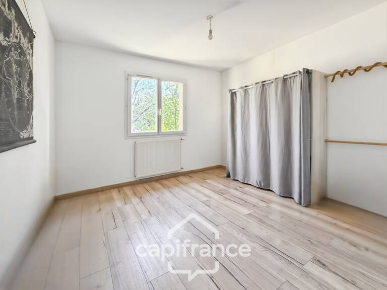 Maison de plain-pied 3 chambres avec terrasse et garage à ANNONAY (07) — photo 1