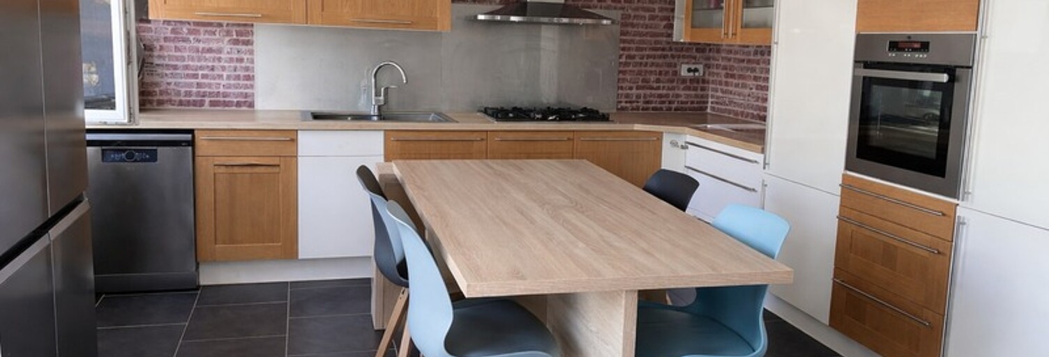 Maison 5 Pièces 186 m² à vendre à Saint-Sornin (17600)